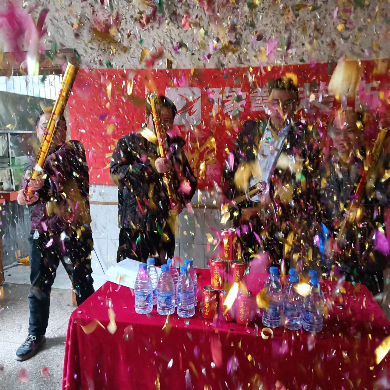 恭祝城南私房張總愛家開工大吉??！